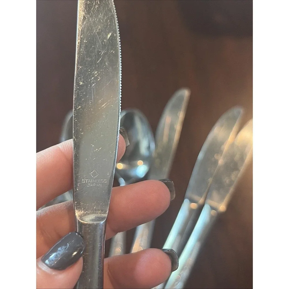 Lot 7 Carlton CAS1 Stainless Woodcrest Sm Spoon, 2‎ Soup Spoons, 4 Knives VTG
